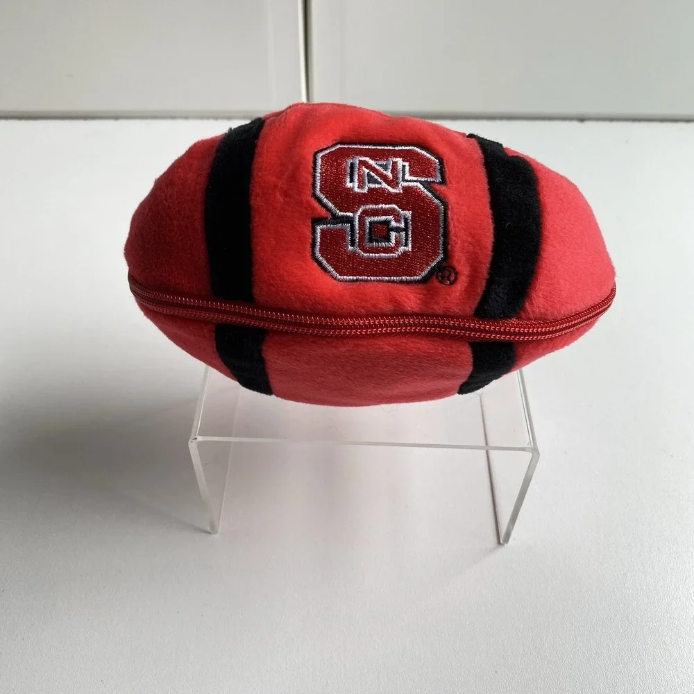 NC State WolfPack‎ 4